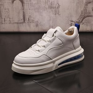 Italien klassisk aff￤r br￶llopskl￤nning festskor h￶sten v￥r mode vit vulkaniserade sneakers runda t￥ luft kudde k￶r promenad fritid loafers y87