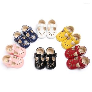 Erste Wanderer 2022 Ly Casual Schöne Mädchen Kinder Prinzessin Krippe Schuhe Leder Solide Aushöhlen Schmetterling-knoten Haken Baby 0-18M 4 Stil