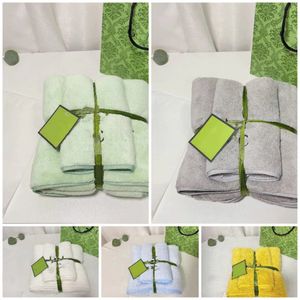 New flannel bath towel towel two-piece set of quick-drying absorbent beach towel kit