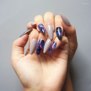 Falska naglar 24 st/låda falsk tryck på lång stilettmandelgalaxmönster nagel tips konstgjord fingermanikyr för kvinnor