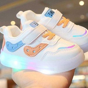 Sneakers Baby Led Shoes For Boys Girls Scarpe da bambino luminose per bambini Scarpe da ginnastica con fondo morbido con luci a LED Tenis incandescente T220930