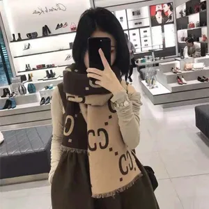 Fashion designer woman cashmere scarf Men and Women winter scarves ladies Shawls Big Letter pattern wool Landscape animal Print