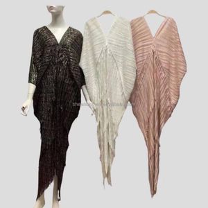 Casual Dresses Modest Lady Elegant Metallic Puff Sleeve V Neck Pleated Sequin Plus Size Bodycon Long Dress Fringe Women's Evening