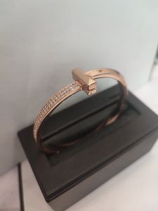 donna uomo polsino in oro argento braccialetto con diamanti braccialetto rigido designer di gioielli largo stretto Amore coppia moda Amanti del matrimonio regalo braccialetti di fidanzamento all'ingrosso cool