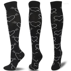 Men's Socks Compression Graduated Pressure Stockings Running Crossfit Fitness Athletic & For Men Women Flight Travels