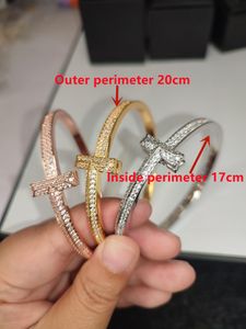 Bangle Armband smyckesdesigner juvelery tredimensionell diamant bred smal kärlek klockor par mode guld party slät man armband mens ringar armband set