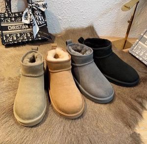 2022Hot Australia Australian Classic Warm Boots Womens Mini Half Snow Boot USA GS 585401 Winter Full furry Fofo Satin Ankle Bootss Booties chinelos US4-13