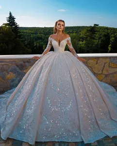 Luxuriöse Ballkleid-Hochzeitskleider, Perlenstickerei, Brautkleid, Prinzessinnenkleid, herzförmiges Korsett, Organza, Kathedralenschleppe