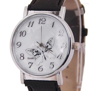 Montre-bracelets 2022 Montres de papillon de la mode Femmes Watch Watch Le cuir Quartz Casual Ladies Clock Wholesale Price Drop