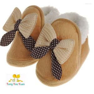 First Walkers Born Baby Boys And Girls Cute Plus Cashmere Bow Series Pantofole per bambini Scarpe da passeggio per letto in lana calda di cotone Xz17