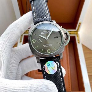 Luksusowe zegarki designerskie zegarki dla męskiego mechanicznego automatycznego ruchu szafirowe lustro 47 mm gumowe opaski zegarkowe na rękę 61M8