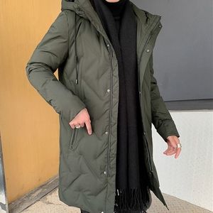 Slim fit parka ceket erkekler sonbaharda kış uzunluğunda kaput moda giyim sokak kıyafetleri düz renkli erkekler paltolar sıcak