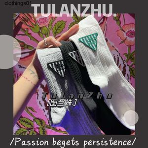 Tulan Spider Autumn and Winter New Style Socks Children Europeans Style Fashion Solid Color Triangle Letter Middle Tube Simple