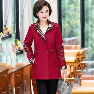 Women's Trench Coats Plus Size Women's Coat Spring Autumn Embroidered Long Windbreaker Female Hooded Casual Overcoat Loose Rompevientos