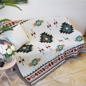 Carpets Northern Europe Gree Sofa Blanket Geometric Carpet For Living Room Bedroom Rug Bedspread Dust Cover Table Cloth Tapestry