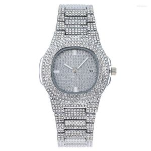 Wristwatches Fashion Diamond Studded Sky Star Calendar Women's Watch Quartz 2022 Selling