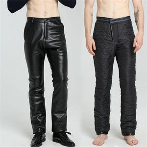 Herrbyxor Lossa faux läder herrar fötter varm svart mode motorcykel pu byxor för män plus sammet tjock pantalon homme