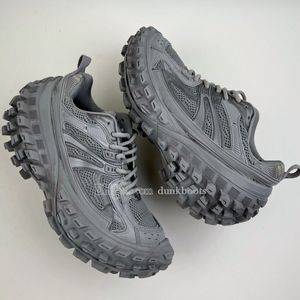 Balencigas Balencaigaity 디자이너 캐주얼 신발 수비수 고무 플랫폼 운동화 타이어 여자 남자 타이어 클래식 가죽 신발 고민 SDF1