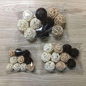 Украшение вечеринки 10pcs 2-4 см ротанные шарики плетена