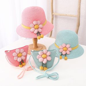 Berretti Kid Princess Summer Cute Floral Cappello di paglia Protezione solare Berretto da spiaggia con borse a mano Set di due pezzi Cappelli a fiori per ragazze