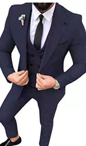 Helt ny marinblå brudgum Tuxedos Peak Lapel Groomsmen Bröllopsklänning Utmärkt Man Jacket Blazer 3 -deldräkt
