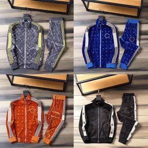 Mens Tracksuits Tracksuit New Designer Men Zipper Sportswear Brand Suits Velvet Versatile Suit Long Sleeve Pants in Autumn and WintR4FS