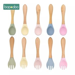 Baby Bottles# Bopoobo 2PCS Baby Bamboo Fork Silicone Wooden Baby Feeding Spoon Toddlers Infant Feeding Accessories Organic BPA Free Food Grade 221006