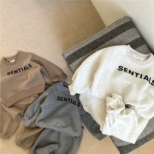 Fashion Kids Sport Clothing Sets Boys Girls Sweatshirt Pants Velvet Warm 2pcs Children Clothes outfitsTHQ1