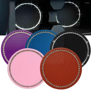 Держатель напитка 2pcs Shiny Afinestones Car Water Cute Bottle Antiplip Pad Mat Silica Gel для внутреннего декора Accesso Y0D2