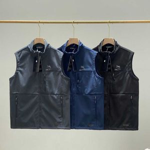 Arc Ceket Yelek Tasarımcı Ceketler Çift Açık Rüzgar Geçirmez Su Geçirmez Nefes Alabilir Yumuşak Kabuk Giyim Dayanıklı Anti-Statik Kat
