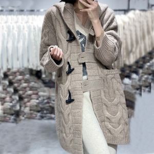 Kvinnors stickor Tees Kvinna 100 Pure Wool Cashmere tr￶ja Huvkrage Longstyle Cardigan Knit Topps H￶st Vinterv￤rme Tjock Hornknapp Utkl￤der 221007