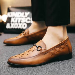 Braided Brogue Leather Oxford Shoes Vintage Old Metal Buckle Pointed Toe One Stirrup Men's Fashion Formal Casual Shoes Large Sizes