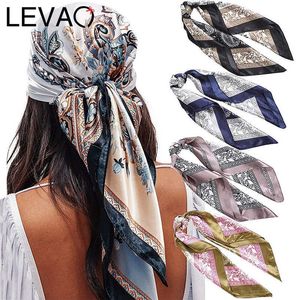 Opaski na głowę Levao Flower Print Turban Opaska na głowę 90 90 cm Szalik do włosów dla kobiet kwadratowy satynowy bandana Akcesoria do włosów T221007