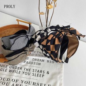 Оболочки Proly New Fashion Женщины для волос Big Bowknot Headsder ​​Vintage Center Center Headwear Headwear Plead Turban Accessories осень T221007