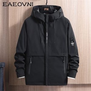 Giacche da uomo EAEOVNI Giacca da uomo con cappuccio Autunno Inverno Felpa con cappuccio casual Tinta unita Giacche da uomo Manica lunga Streetwear giapponese Abbigliamento uomo 221006