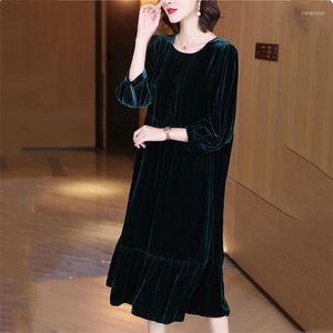 Vestidos casuais 2022 Autumn Velvet Midi Winter Winter Solid Vintage Lantern Manuve Women Loose Party Elegant Vestidos de Fiesta