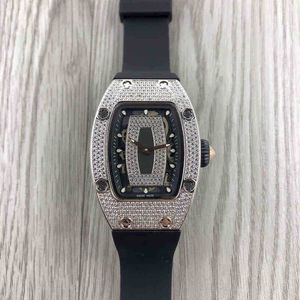 시계 손목 시계 디자이너 사업 Richa Milles 완전 자동 기계 여성 시계 패션 트렌드 와인 배럴 풀 다이아몬드 단순한 빛나는 고무 KL4L