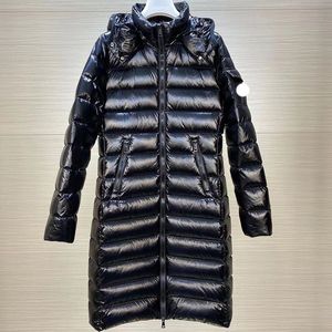 Tasarımcı Kadınlar Aşağı Parkas İşlemeli Rozet Orta Uzun Kalın Sıcak Bel İnce Kapüşonlu Ceket Kış Ceket Tasarımcı Puffer Jacke Flyfly9988