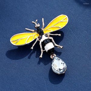 Brooches Fashion Big Crystal Bee Animal Shiny Rhinestone Brooch Pins Sweater Jewelry Women's Insect Butterfly Wedding Bouquet Gift