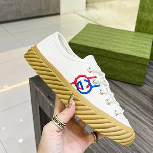 Designerskie sneakersy damskie Obuwie męskie Oddychające brezentowe buty Rozmiar 35-46 model HX02