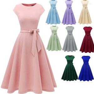 Partykleider rund Hals kurz Homecoming Falten Rouge Pink Satin Vestidos de fiesta mit Reißverschluss einfacher Kleidersparty