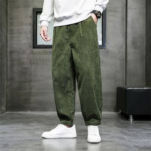 Calça masculina estilo chinês anti -escrúpulo solto wieleg veludo calça casual calças de veludo harém harém harém calças esportivas retro 221007