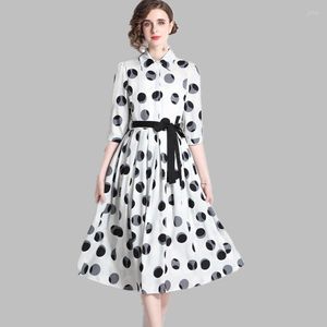 Casual Kleider Sommer Herbst Schwarz Weiß Dot Print Hemd Kleid Elegante Frauen Drehen Unten Kragen Welle Punkt Spitze Up Damen büro Midi Vestido