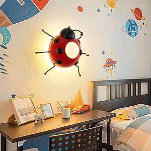 Lampa ścienna dla dzieci lampy sypialni kreskówka chrząszcz nocny nordycki kreatywny chłopiec dziewczyna dekoracja oświetlenia