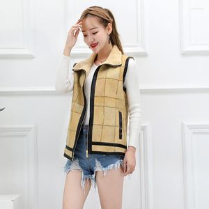 Women's Fur A Coat Whole Short Jacket True Shoulder Vest.