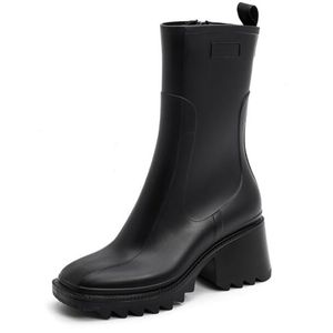 Wodoodporne damskie buty Betty Pvc Woman Kolan-Knee Rain Bot Zime Woman Fur Snow Bootie