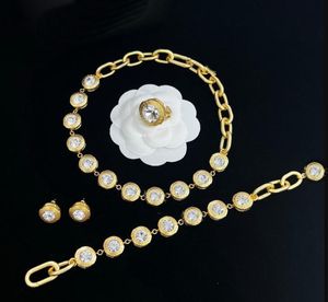 Luxurious Women White Resin Crystal Necklaces Bracelet Earring Rings Hairpin Set Banshee Medusa Portrait 18K Gold Plated New Designed Designer Jewelry CYN --33