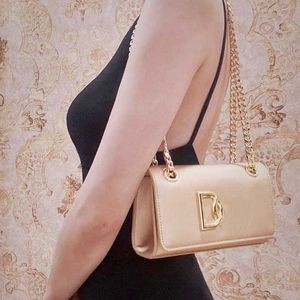 Torby na ramię luksusowe designerskie torby łańcuchowe kwadratowe torebki kolorowe torebki damskie na jednym ramiona