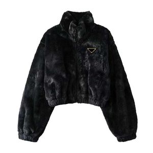 Fashion-New Mens Designer Jackets Long Sleeve Jacket Coats Woman Thick Jackets Plush Windbreaker Long Sleeves With Letters Budge Coat S S 267