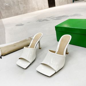 Slipper Luxury Women Sandals Designer Heels Bottega Slides deslizando Sole grossa verde famosa marca Pantoufle FD